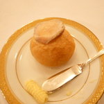 綱町三井倶楽部 - パン3