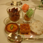 レストラン・パッション - 小菓子。