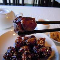 美林華飯店 - 黒酢酢豚のクローズアップ