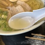 ラーメン山 - 清湯スープ