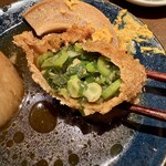 おでん まる米 - ぎっしりと！揚げは揚げてから出汁に入れます。