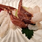 人形町 やま田 - 目の前で捌き、お出汁に漬けてました