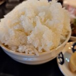 魚笑 - ごはん大盛