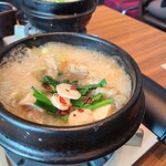 旬の鮮魚ともつ鍋 博多やまや - 