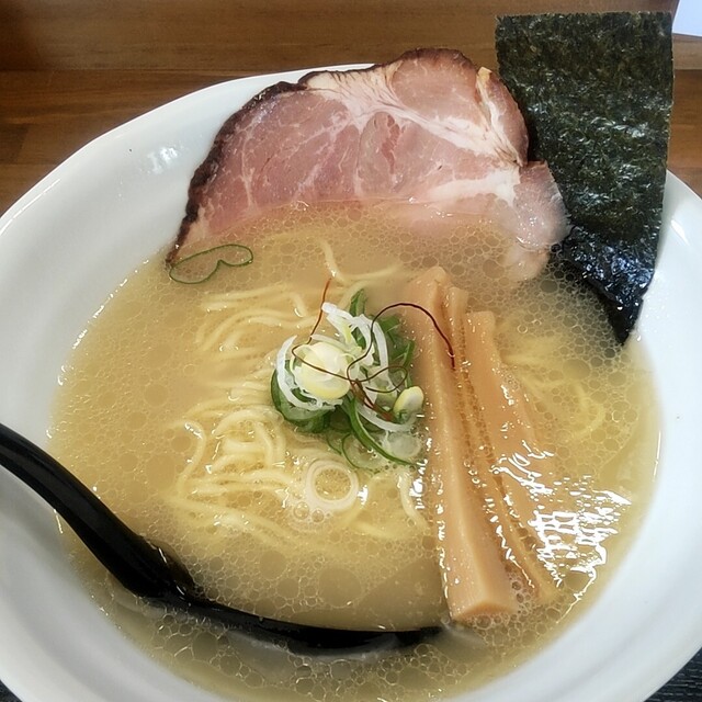 『名古屋コーチンラーメン ゆるり』by tpfellos : ゆるり - 城里町その他/ラーメン [食べログ]