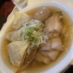 麺屋 侍 - 喜多方らーめん侍Ver. ワンタン＋半熟味玉