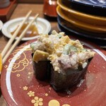 もりもり寿し - たこサラダ軍艦140円