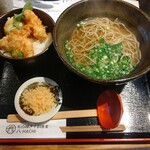 石臼挽き十割蕎麦 八 - 