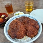 日進食堂 本店 - ヒレソースカツ丼 950円