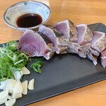 ゑびす丸 - わら焼カツオのタタキ 6切れ 1,200円