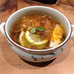 ワルン華食楽 - スープ