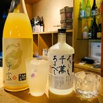 渋谷の日本酒ダイニング sakeba - 20250218楯の川酒造　子宝　ラフランス　ソーダ割650円・米焼酎　八海山　黄麹仕込み　ロック650円