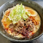 食処 そうしゃん - 担々麺990円