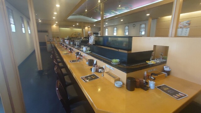 Ikesu Kaiten Zushi Hyakuman Ryo Tenpaku Ten photo 5