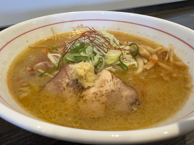 麺屋 朱雀 - 糸井（ラーメン）の写真