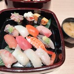 海天すし - 料理写真:10食限定朝得にぎり15貫1317円