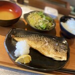 旅彩 - さばの塩焼きは良い焼き加減！ふっくらでボリュームあり！