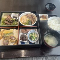 レストランあしや竹園 - 肉づくし松花堂弁当（半額クーポン）