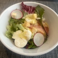 レストランあしや竹園 - サラダ　カレーソース