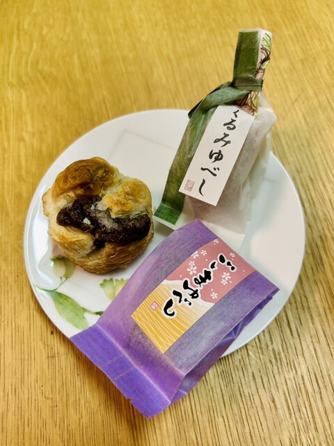 なおはら菓子店 - さくらんぼ東根（ケーキ）の写真