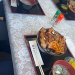 豚丼のかしわ - 