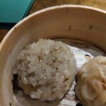 O2 - 豚肉と蕗の薹と餅米の焼売