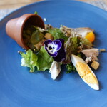 食堂N - キヌアと葉物野菜のサラダ