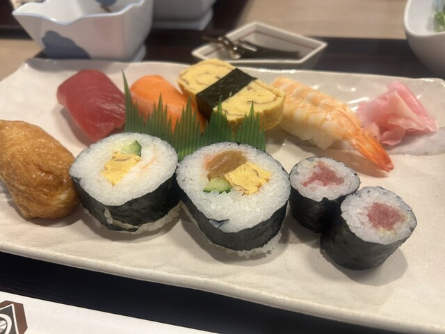 Suzume Zushi photo 2