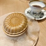 鉄板焼 りんご - 最中（ほうじ茶アイス）