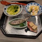 季肴 からはし - アオサの茶碗蒸しとイカのぬた和え、メヒカリの唐揚げかな？豆腐のみそずけ