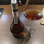 松石 - 紹興酒の代わりに古酒を使用。紹興酒ほどアルコール感がなく、旨味が強いので繊細な味付けの当店にはこれがぴったりだと思う。