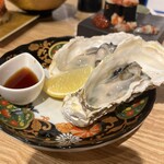 寿司 牡蠣 川崎スシエビス  仲見世通り - 待ってました～。本日の生牡蠣は播磨灘産です！