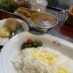 欧風カレー ボンディ 神保町本店 - 