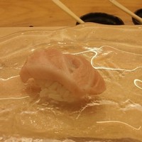 鮨 香坂 - 鹿児島産？鮪　脂っこくない上品な甘み♪