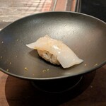 くずし鉄板 あばぐら - 墨烏賊の寿司