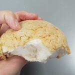 ダーシェンカ - サクサクめろんぱん