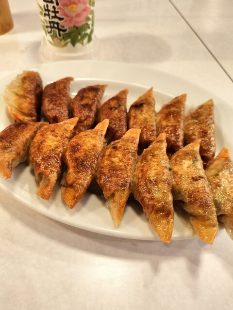 屋台餃子 あらき ホワイティ梅田店 - 梅田/餃子 | 食べログ