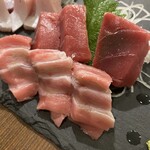 初恋屋 - ◎本マグロ　８８０円 税込　大トロ、中トロ