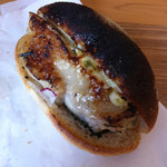 ミックスプラスベーカリー - 鶏わさびソースのサンド ¥310