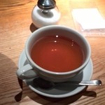 和カフェyusoshi chano-ma - 紅茶
            伝わるかなぁ？カップが大きくて(　；∀；) ｶﾝﾄﾞｰｼﾀ