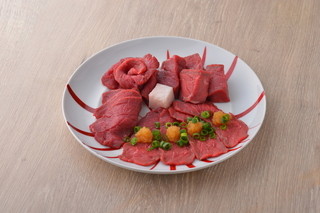 Jukusei Wagyu Yakiniku Aging Beef Karuizawa - エイジングおすすめ赤身盛り合わせ