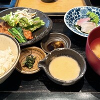 ダイナミックキッチン＆バー 響 カレッタ汐留店  - 