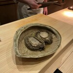 すし 良月 - アワビでっかい！！