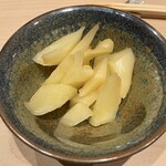 すし 良月 - ガリ