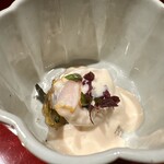 御料理 野々原 - 河豚
      ぶつぎり　炭火焼き
      薄切り　素揚げ
      皮　ポン酢揚げ
      白子ソース