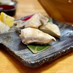 活魚料理一徳 - 活はまちかま塩焼き