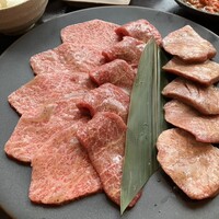 焼肉うしごろ 銀座並木通り店 - 