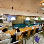 活魚料理一徳 - 店舗内観