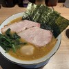 ラーメン 野良裏家