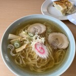 おぐら屋 - 大盛ラーメン♪あらゆる名店の原点みたいなラーメン！